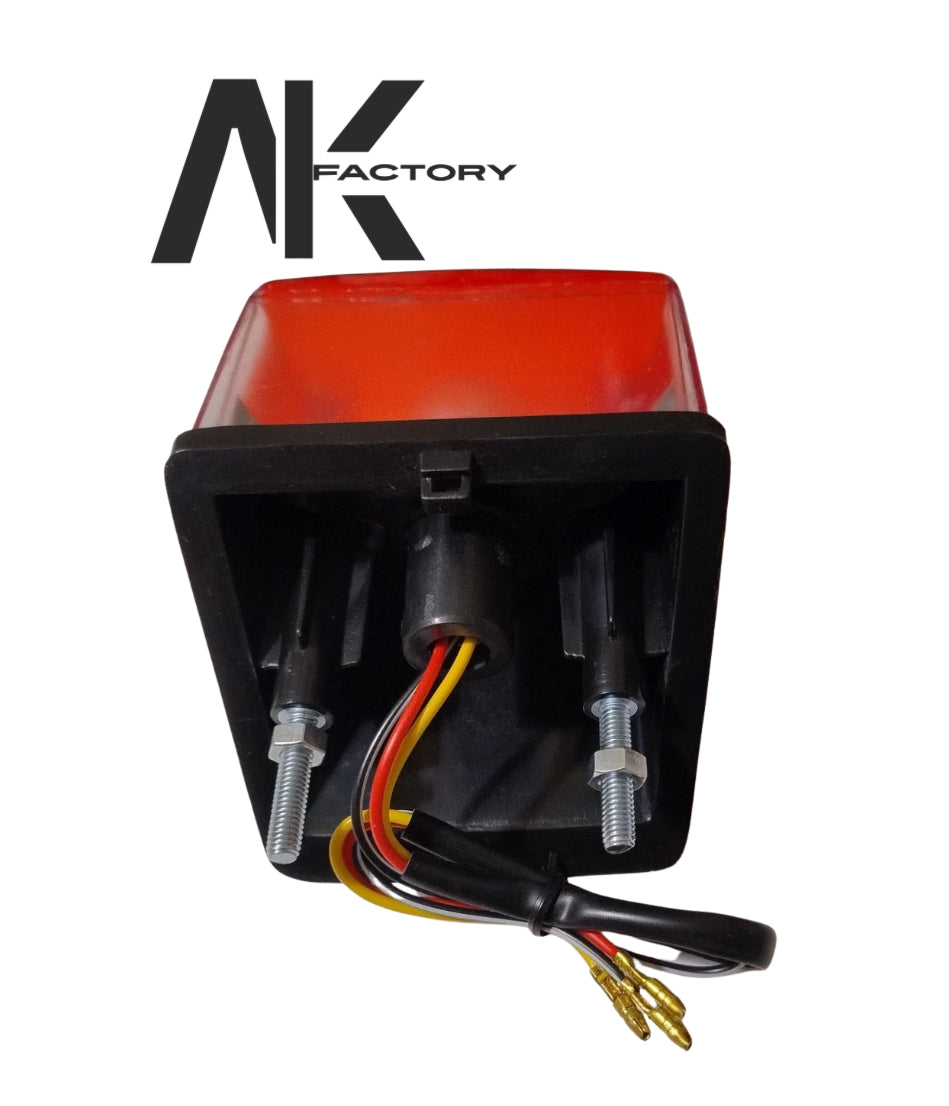 feu arrière pour Yamaha 125 DTR - DTRE - 200 DTR - 125 DTLC